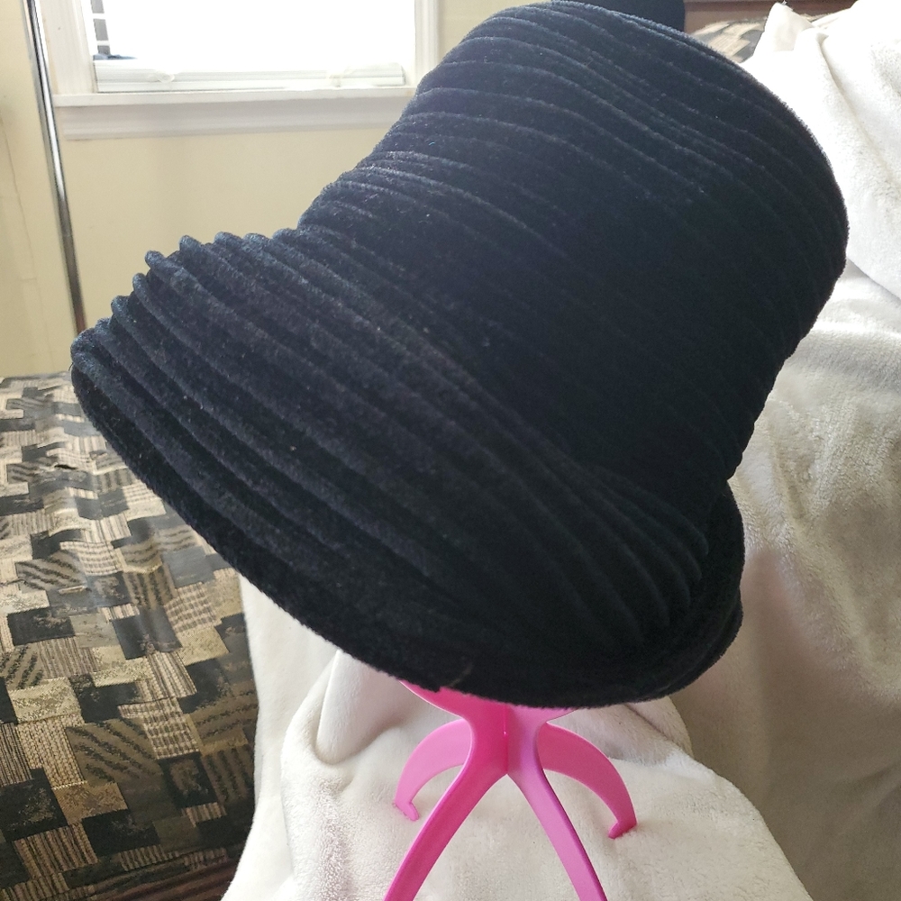Black winter derby hat